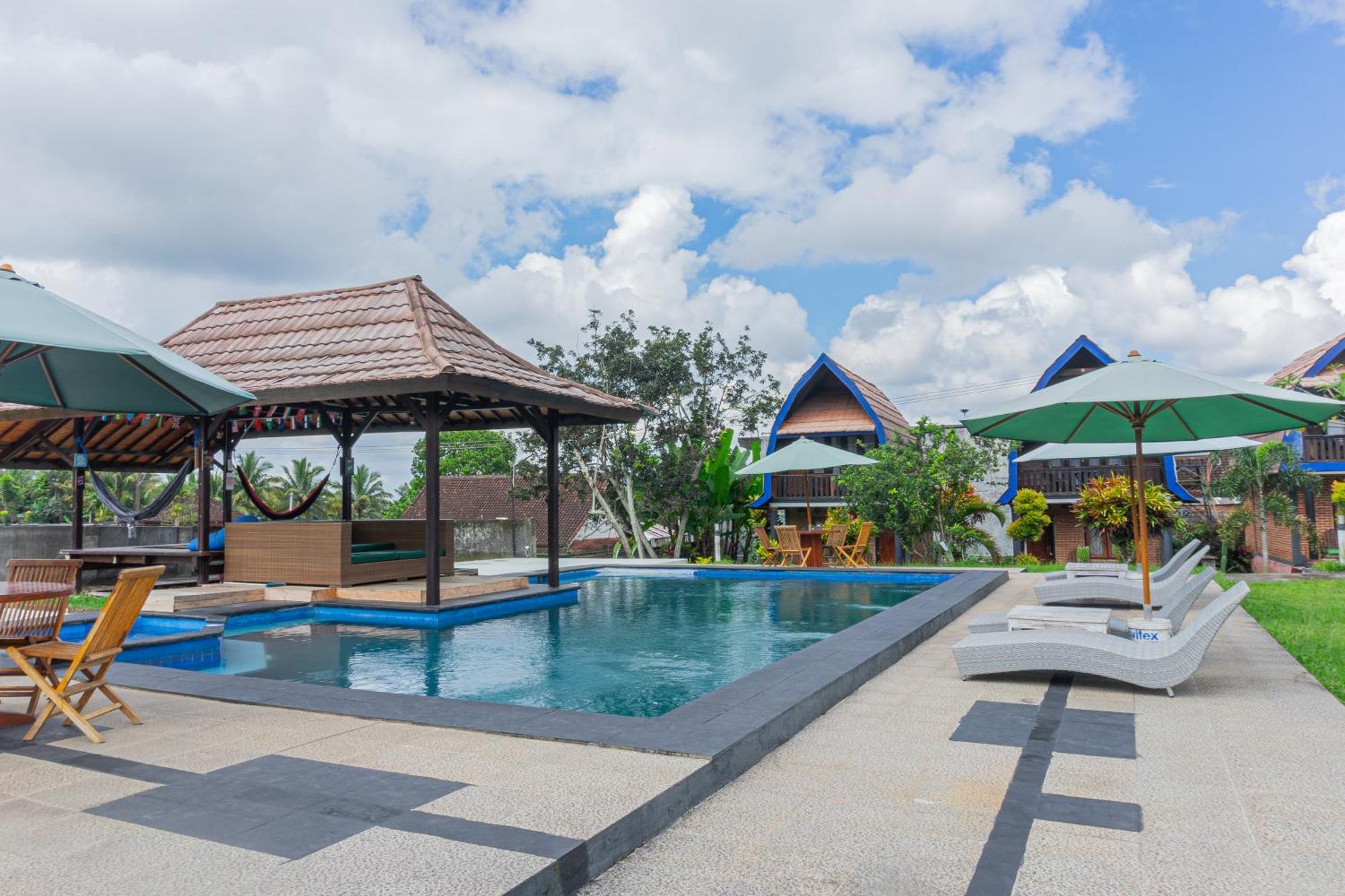 Green Orry Inn Тетебату Екстериор снимка