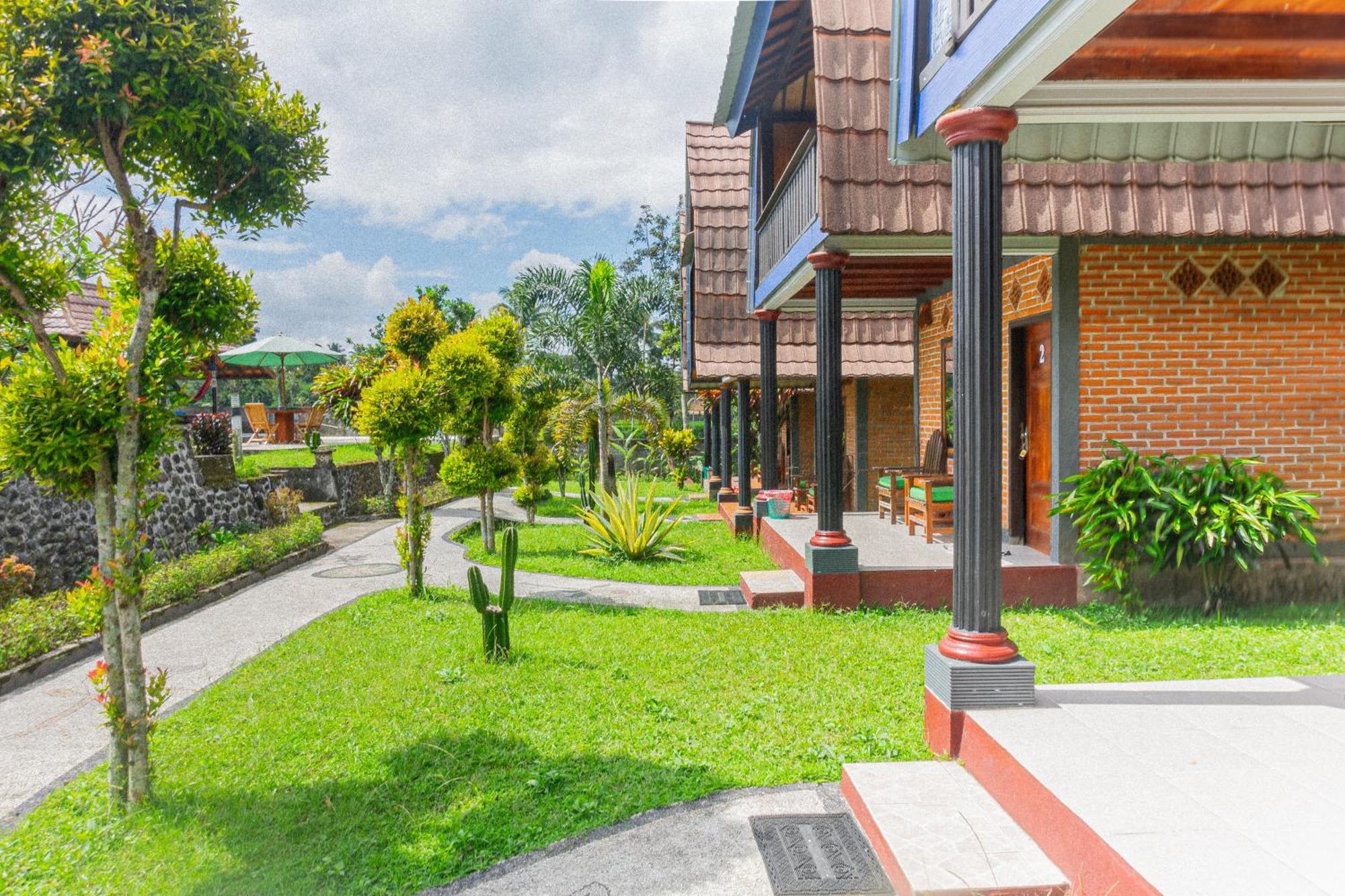 Green Orry Inn Тетебату Екстериор снимка
