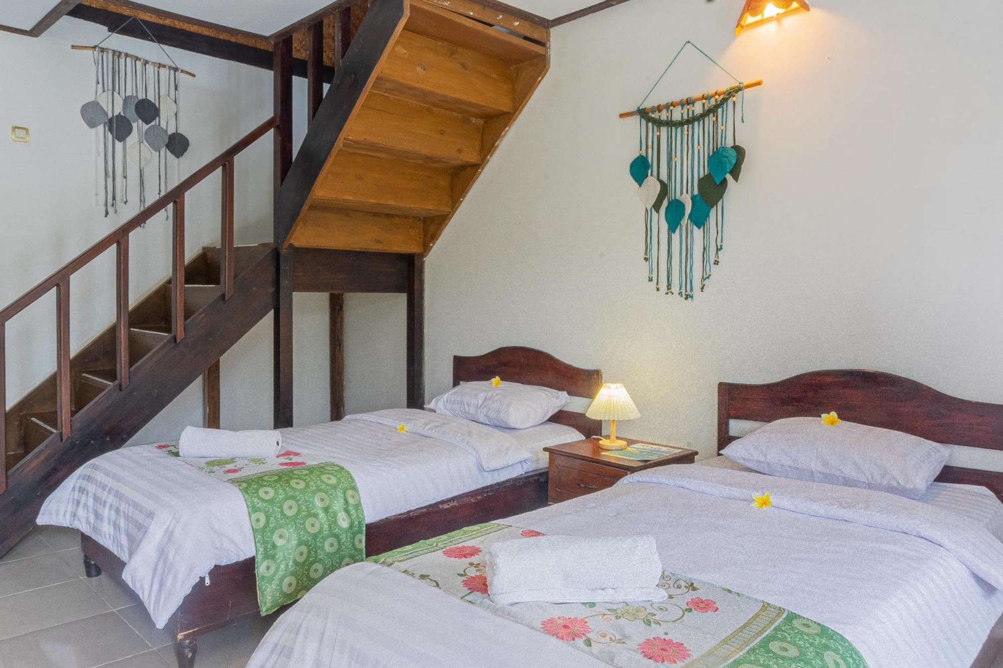 Green Orry Inn Тетебату Екстериор снимка